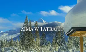 Zima w Tatrach, Bukowina Tatrzańska oferuje piękne widoki i zimowe atrakcje. Śnieg pokrywa góry i lasy, a niebo jest błękitne.